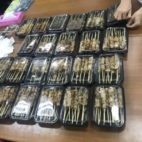 卒論・修論追い込み焼き鳥パーティーを行いました！！